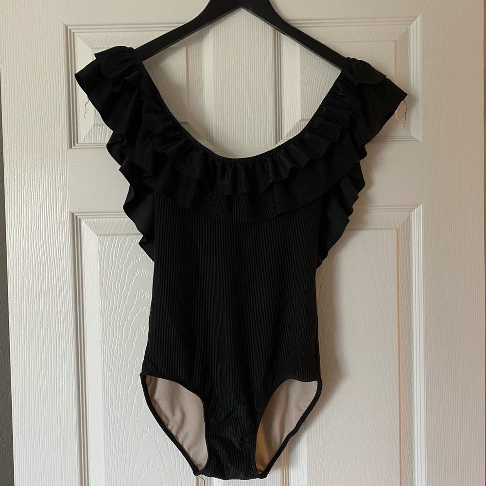 NWOT Kortni Jeane swim suit